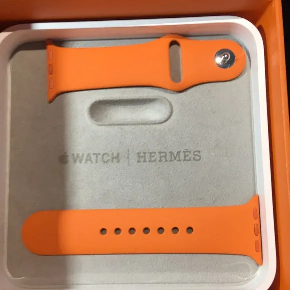 Apple/Hermès Series 2 Watch w/2 Bands