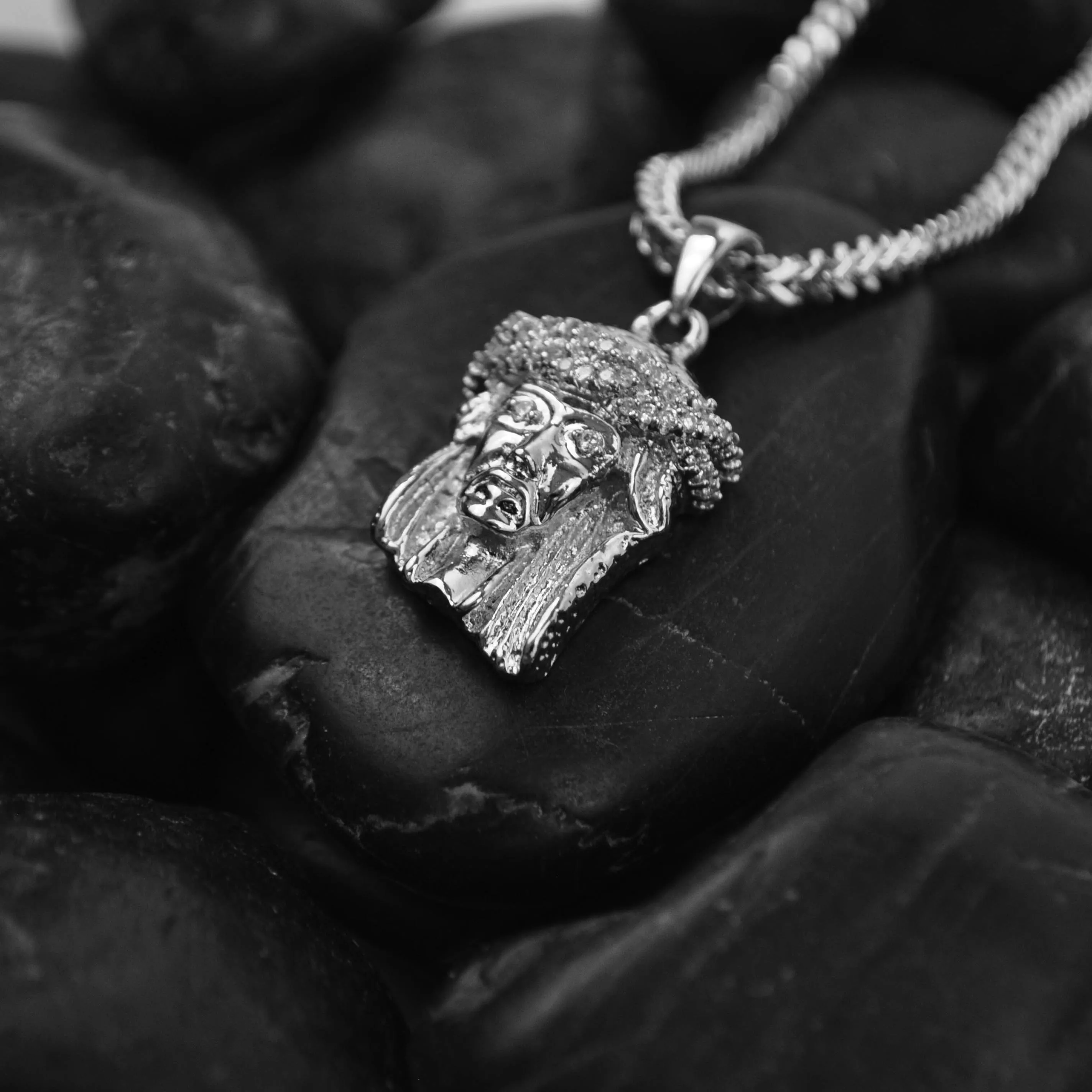 Jesus Piece Necklace Pendant & Franco Chain White Gold