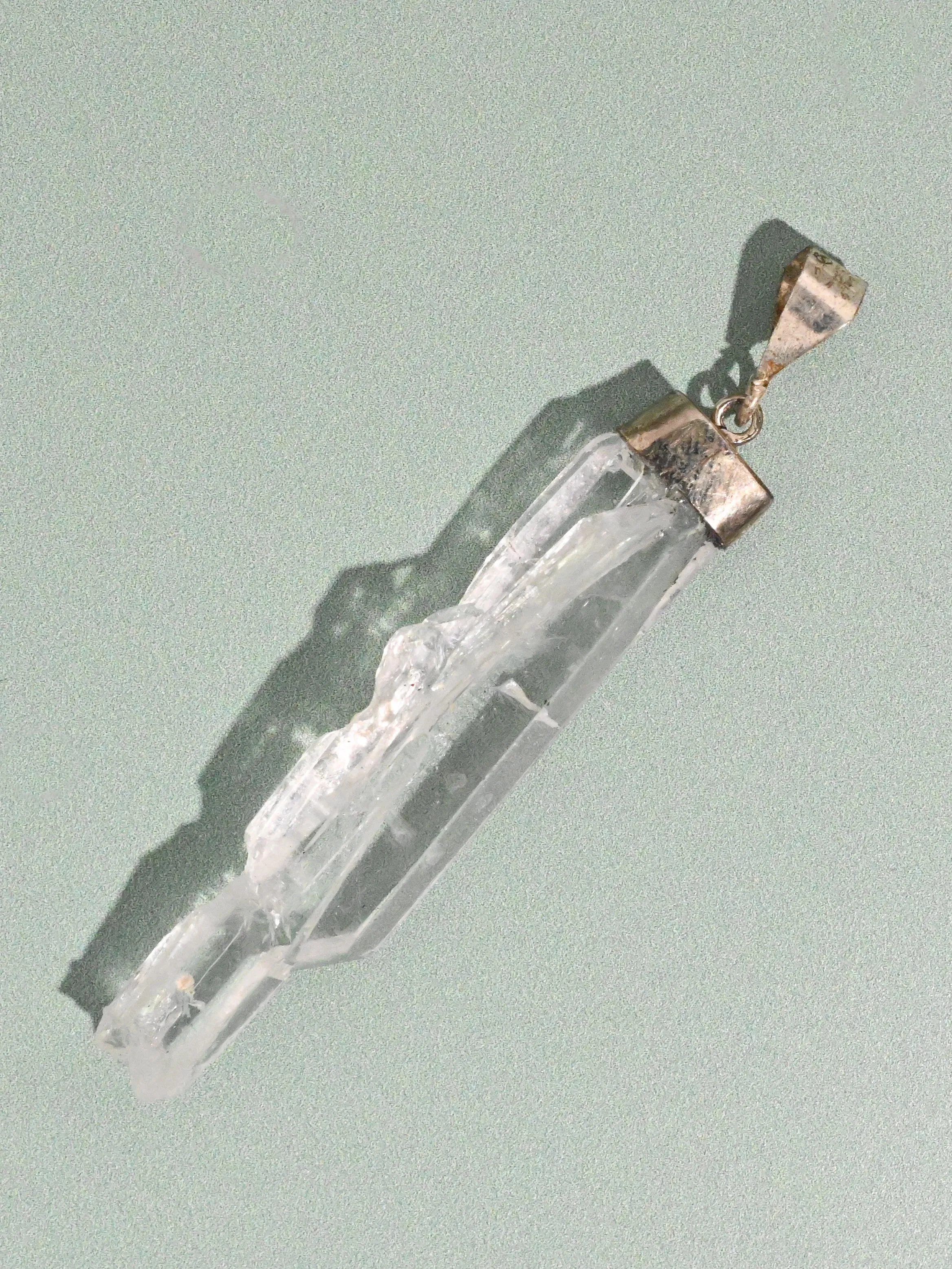 Master Healer - Faden Quartz Pendant