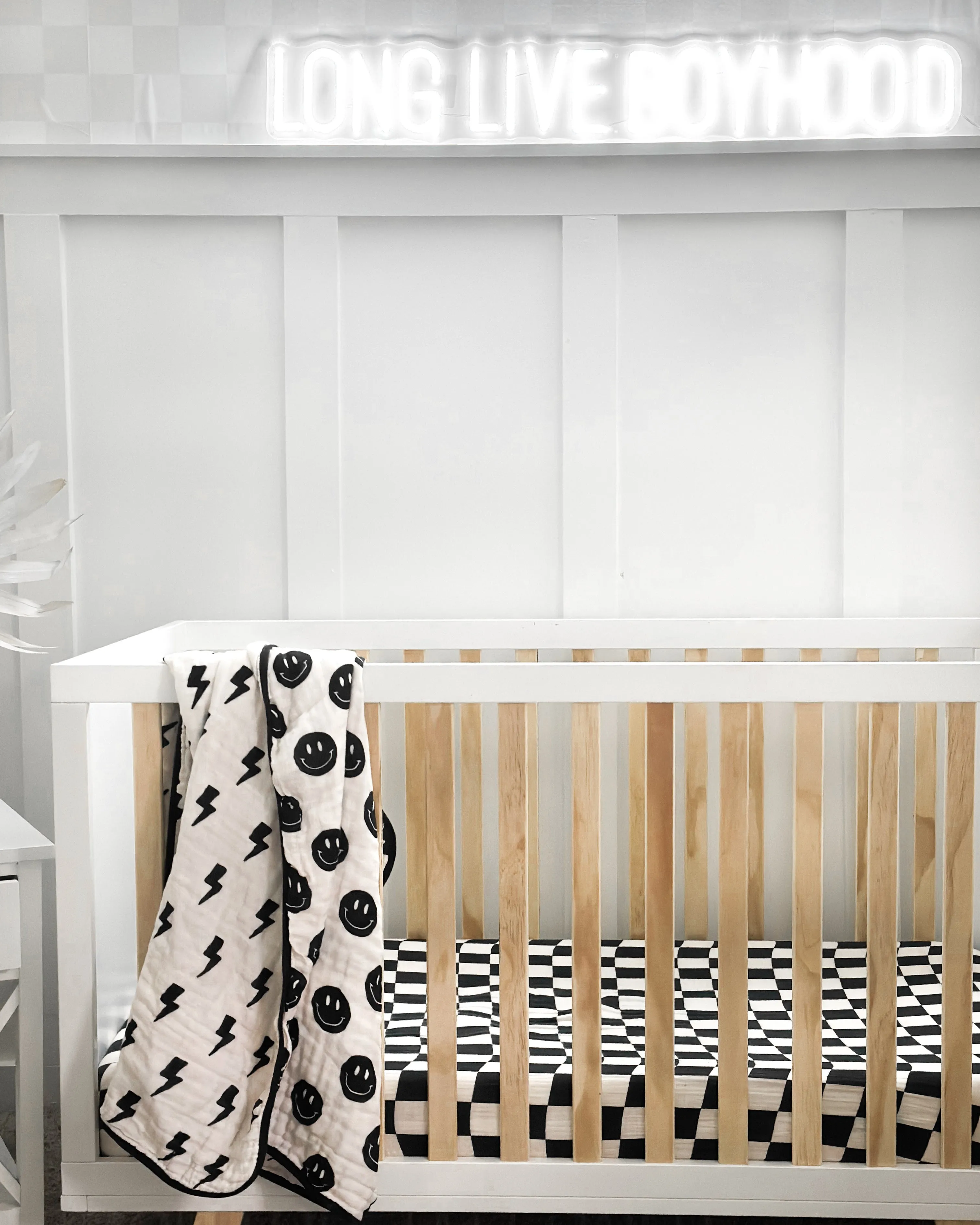 SHORE BABY Bamboo Crib Sheet - Venice (COLLECTIVE)