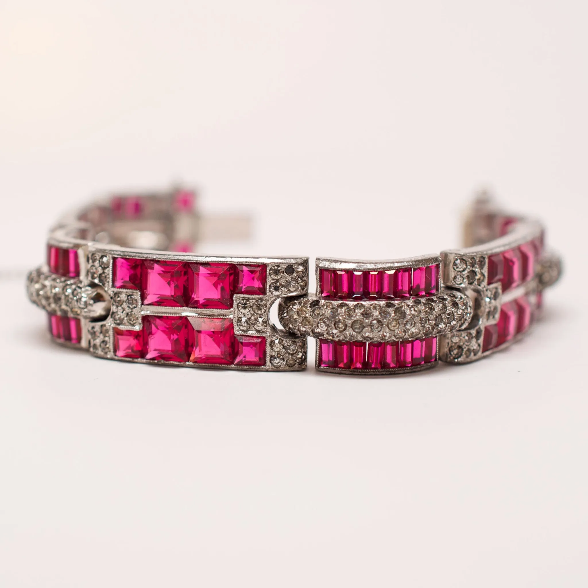 Unsigned Deco Crystal Bracelet