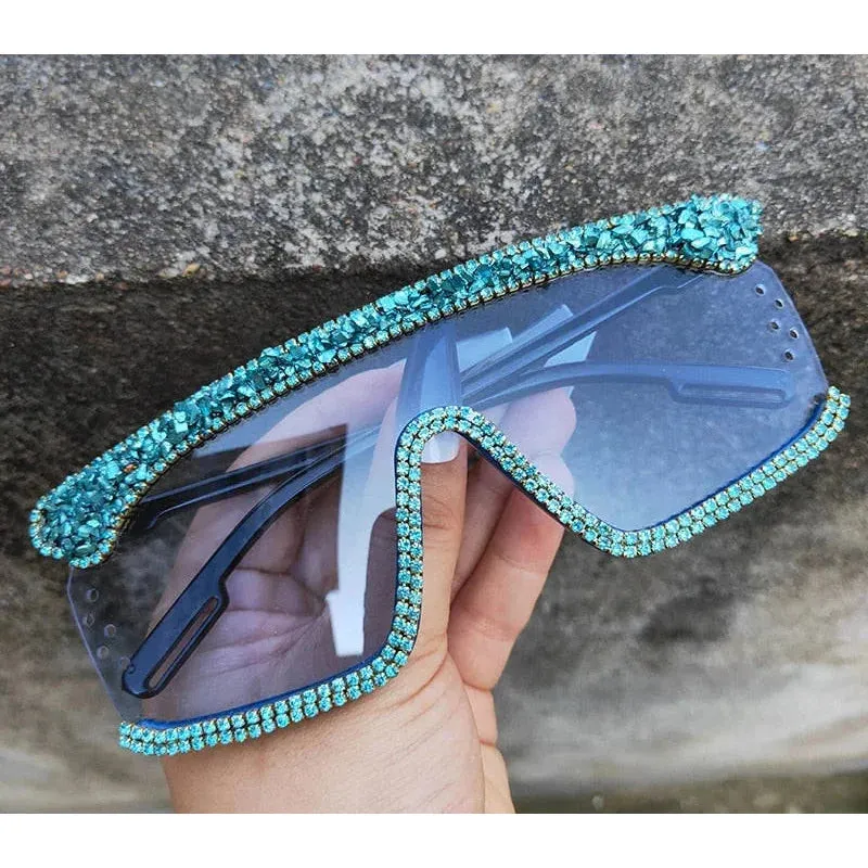 Women's Retro Hip-Hop UV400 Glitter Diamond Windproof Sunglasses