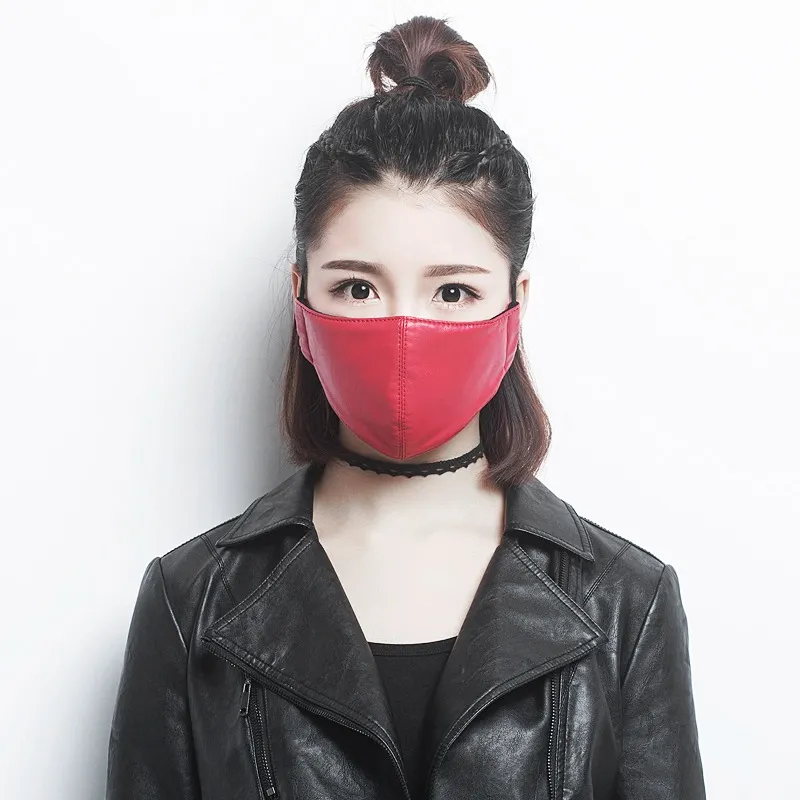 Yuzuki Vegan Leather Face Mask - Red